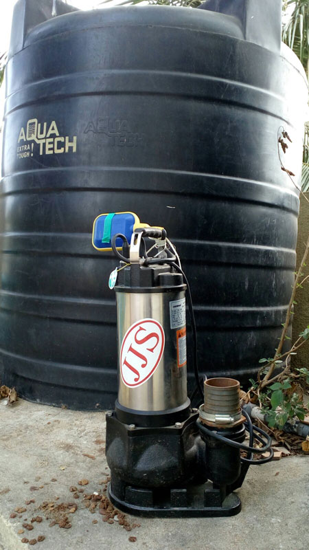 water tank cleaning