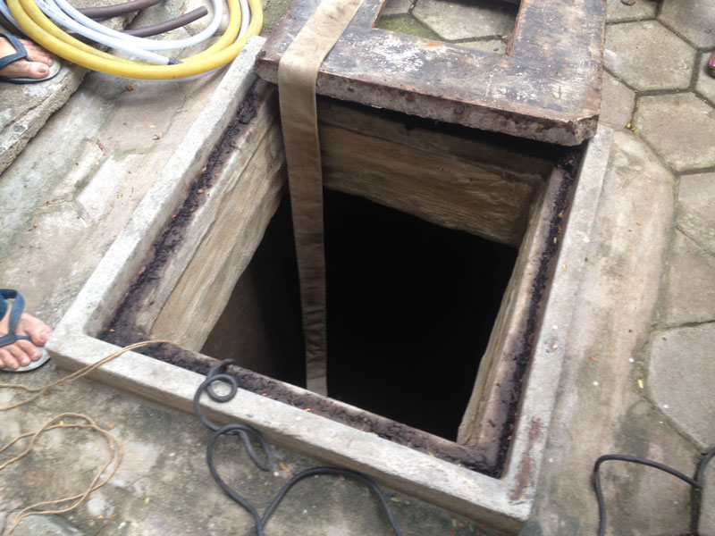 water tank cleaning